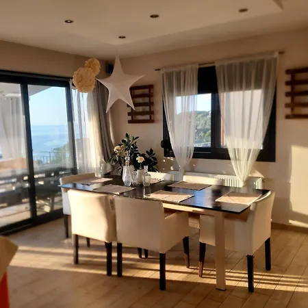 Case de vacanță Dimaki's House Patitiri